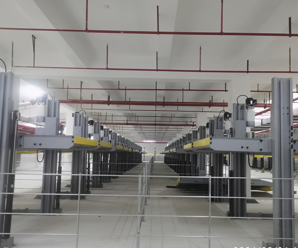 立体车库租赁新选择：四柱立体停车库翻新专家指南